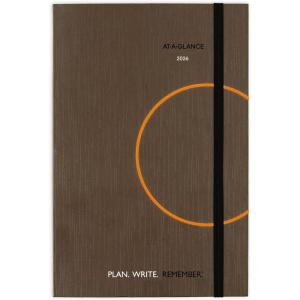 AT-A-GLANCE 2026 Planning Notebook, Daily, 5″ x 8.25″, Small, Plan. Write. Remember., Casebound, Gray (7062013026)(2026 New Edition)